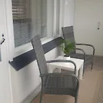Huoneisto Pähkinäpuisto